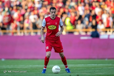 لیگ برتر فوتبال/ پرسپولیس تهران ۲ - صنعت نفت آبادان ۰