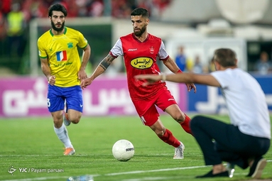 لیگ برتر فوتبال/ پرسپولیس تهران ۲ - صنعت نفت آبادان ۰