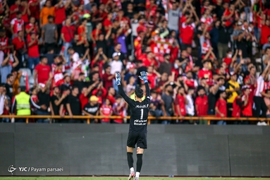 لیگ برتر فوتبال/ پرسپولیس تهران ۲ - صنعت نفت آبادان ۰