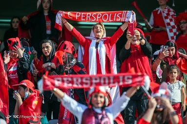 لیگ برتر فوتبال/ پرسپولیس تهران ۲ - صنعت نفت آبادان ۰