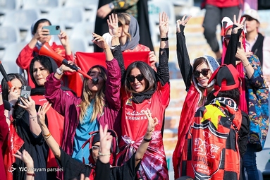 لیگ برتر فوتبال/ پرسپولیس تهران ۲ - صنعت نفت آبادان ۰