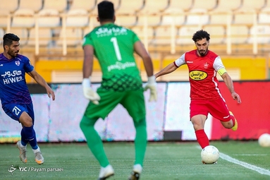 لیگ برتر فوتبال/ هوادار تهران ۱ - پرسپولیس تهران ۳