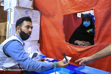 خدمت رسانی هلال احمر در اجتماع بزرگ اربعین حسینی