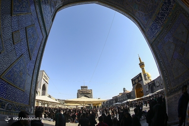 عزاداری سالروز شهادت امام رضا (ع) در حرم مطهر رضوی