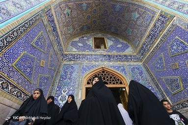 عزاداری سالروز شهادت امام رضا (ع) در حرم مطهر رضوی