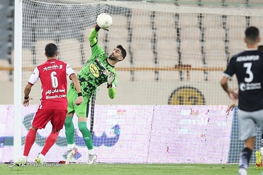 لیگ برتر فوتبال/ پرسپولیس تهران ۰ - تراکتور سازی تبریز ۱