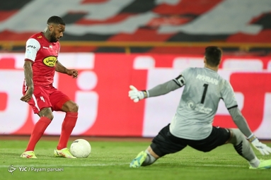لیگ برتر فوتبال/ پرسپولیس تهران ۰ - تراکتور سازی تبریز ۱