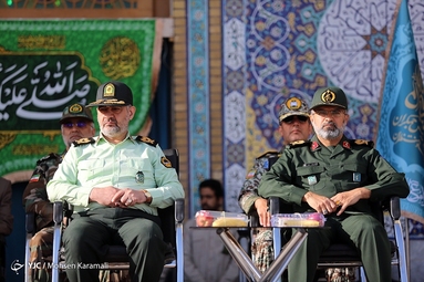 صبحگاه مشترک نیرو‌های نظامی در مسجد مقدس جمکران