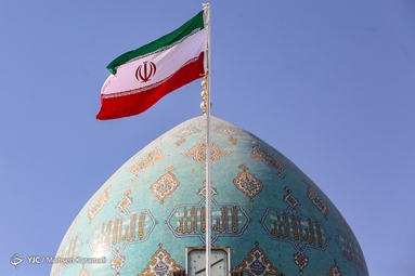 صبحگاه مشترک نیرو‌های نظامی در مسجد مقدس جمکران