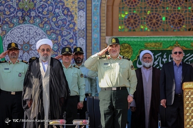 صبحگاه مشترک نیرو‌های نظامی در مسجد مقدس جمکران