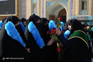 صبحگاه مشترک نیرو‌های نظامی در مسجد مقدس جمکران
