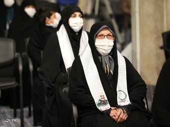 دیدار دست‌اندرکاران کنگره شهدای ورزشکار و جمعی از مادران شهدای ورزشکار با رهبر انقلاب