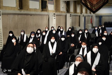 دیدار دست‌اندرکاران کنگره شهدای ورزشکار و جمعی از مادران شهدای ورزشکار با رهبر انقلاب