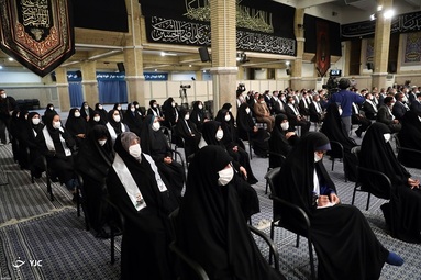 دیدار دست‌اندرکاران کنگره شهدای ورزشکار و جمعی از مادران شهدای ورزشکار با رهبر انقلاب