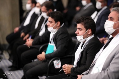دیدار دست‌اندرکاران کنگره شهدای ورزشکار و جمعی از مادران شهدای ورزشکار با رهبر انقلاب