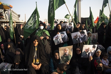 آیین بزرگداشت شهید همدانی در میدان امام حسین (ع)