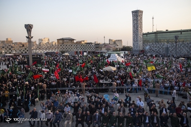 آیین بزرگداشت شهید همدانی در میدان امام حسین (ع)