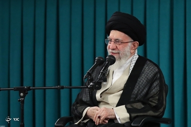 دیدار مسئولان نظام و میهمانان کنفرانس وحدت اسلامى با رهبر انقلاب