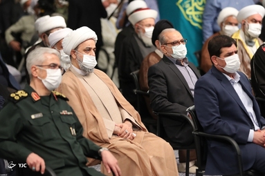 دیدار مسئولان نظام و میهمانان کنفرانس وحدت اسلامى با رهبر انقلاب