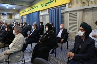 دیدار مسئولان نظام و میهمانان کنفرانس وحدت اسلامى با رهبر انقلاب
