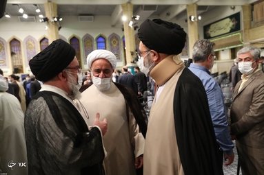 دیدار مسئولان نظام و میهمانان کنفرانس وحدت اسلامى با رهبر انقلاب