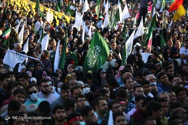 جشن بزرگ میلاد پیامبر (ص) در میدان ولیعصر (عج)