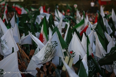 جشن بزرگ میلاد پیامبر (ص) در میدان ولیعصر (عج)