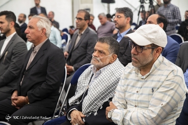 آیین بهره برداری از ۲۶۳ دستگاه اتوبوس و مینی‌بوس و دو هزار تاکسی در پایتخت