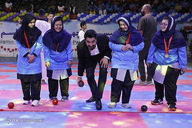 مراسم روز ملی پارالمپیک در آزادی