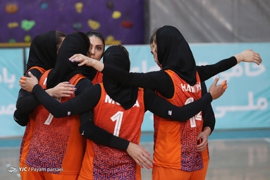 لیگ برتر والیبال بانوان / صدیق گفتار وارنا ۰ - سایپا تهران ۳