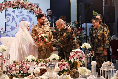 جشن ازدواج ۲۵۴ سرباز وظیفه
