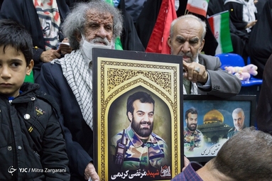 اجتماع بزرگ دختران انقلاب در ورزشگاه شیرودی
