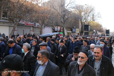 وداع با صدای انقلاب / تشییع پیکر استاد اسفندیار قره‌باغی
