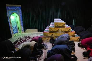 وداع با پیکرشهید حسن مختارزاده