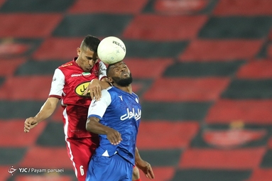 لیگ برتر فوتبال/ پرسپولیس تهران ۱ - استقلال تهران ۲