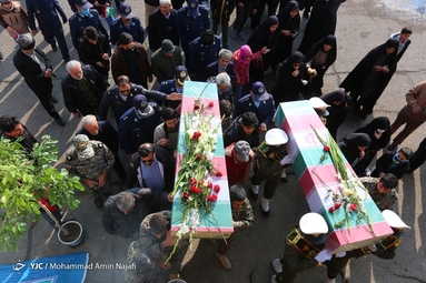 مراسم استقبال از ۲ شهید گمنام دوران دفاع مقدس در همدان