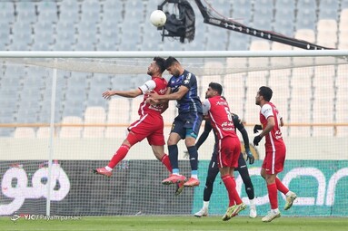 لیگ برتر فوتبال / پرسپولیس ۰ - پیکان ۰
