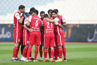 لیگ برتر فوتبال / پرسپولیس ۰ - پیکان ۰