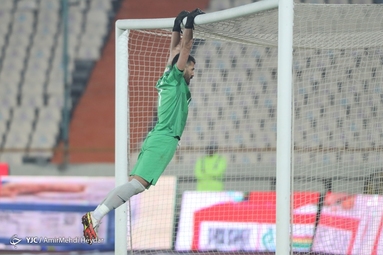 لیگ برتر فوتبال / پرسپولیس ۰ - پیکان ۰