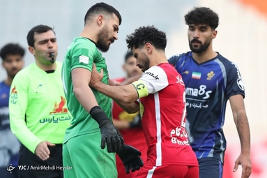 لیگ برتر فوتبال / پرسپولیس ۰ - پیکان ۰