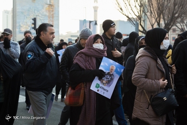 همایش پیاده‌روی خانوادگی از میدان ولیعصر (عج) تا پارک لاله تهران به مناسبت روز بصیرت و میثاق امت با ولایت و گرامیداشت یاد و خاطره سردار شهید سلیمانی