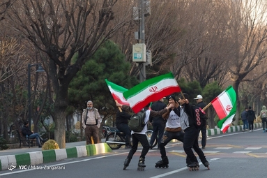 همایش پیاده‌روی خانوادگی از میدان ولیعصر (عج) تا پارک لاله تهران به مناسبت روز بصیرت و میثاق امت با ولایت و گرامیداشت یاد و خاطره سردار شهید سلیمانی