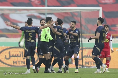 لیگ برتر فوتبال / پرسپولیس ۵ - نساجی مازندران ۱