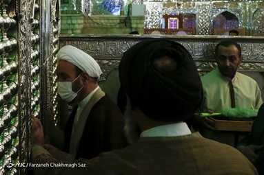 آیین گلاب شویی حرم مطهر احمد ابن موسی علیه السلام