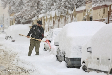 بارش برف در همدان