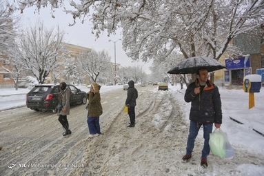 بارش برف در همدان