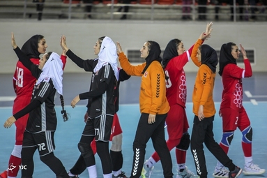 لیگ برتر هندبال بانوان کشور/ شهید چمران لارستان ۳۳ - فولاد هرمزگان ۳۱