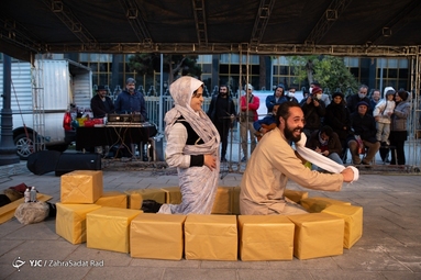 چهارمین روز جشنواره تئاتر فجر