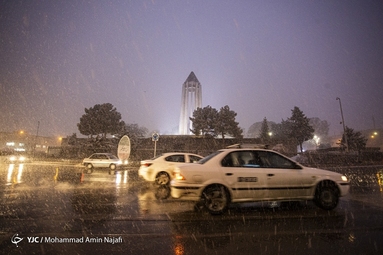 بارش برف در همدان