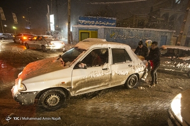 بارش برف در همدان